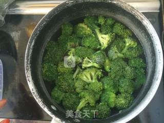 西兰花烧豆腐的做法步骤：6
