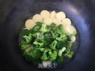 西兰花烧豆腐的做法步骤：13