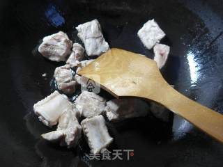 咖喱土豆排骨的做法步骤：2