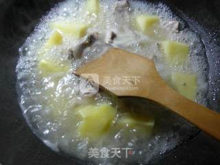 咖喱土豆排骨的做法步骤：4