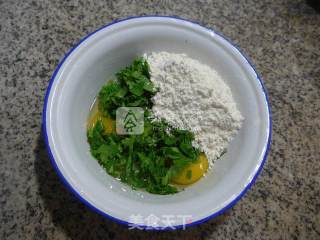 芹菜叶鸡蛋饼的做法步骤：4