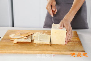 香葱酥脆面包条的做法步骤：1