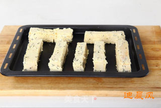 香葱酥脆面包条的做法步骤：10