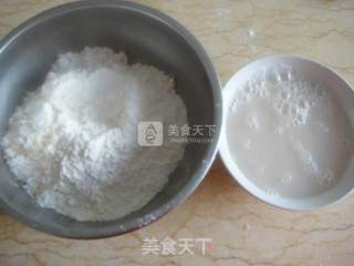 香肠馒头的做法步骤：1
