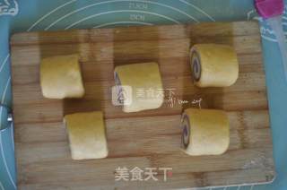 三色馒头卷的做法步骤：10