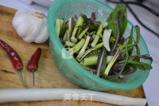 酸辣菜苔的做法步骤：1