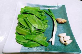蒜蓉荷兰豆的做法步骤：1