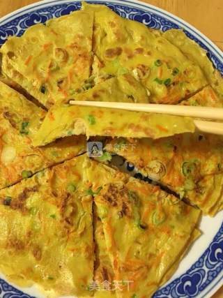 红萝卜葱花鸡蛋面饼的做法步骤：3
