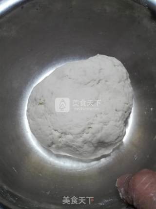 咖喱鸡肉披萨的做法步骤：1