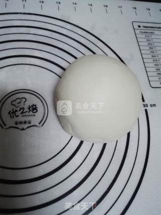 咖喱鸡肉披萨的做法步骤：2