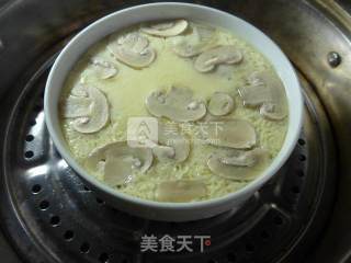蘑菇鸡蛋羹的做法步骤：11