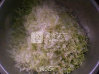 翡翠水饺的做法步骤：1