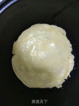 电饭锅做煎饼果子的做法步骤：4