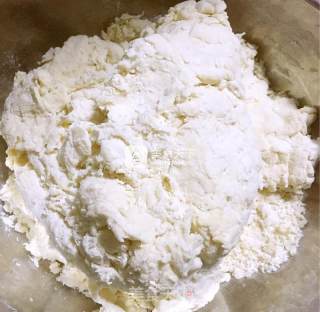 荸荠水饺的做法步骤：2