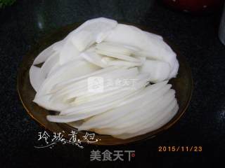 鲫鱼萝卜汤的做法步骤：2