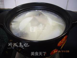 鲫鱼萝卜汤的做法步骤：5