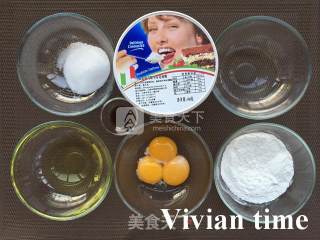 马斯卡波尼戚风蛋糕的做法步骤：1