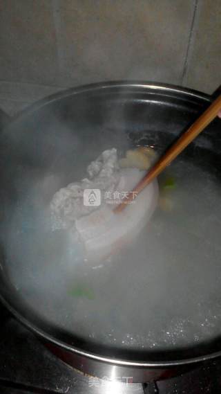 蒜泥白肉卷的做法步骤：3