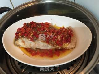 剁椒蒸鱼腩的做法步骤：5