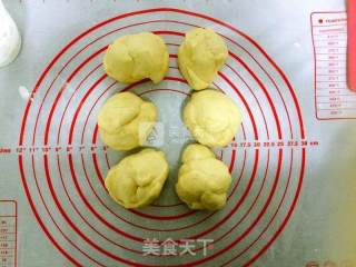 小麦胚芽热狗面包的做法步骤：6