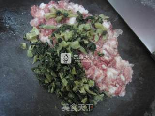梅菜肉饼的做法步骤：5