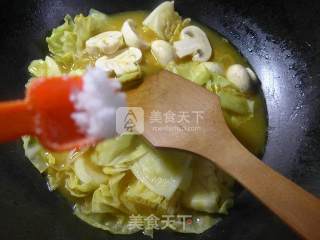 咖喱蘑菇圆白菜的做法步骤：6