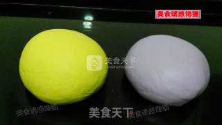 紫荆花蔬菜汁花卷的做法步骤：1