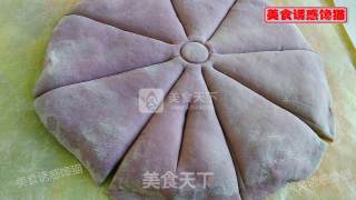紫荆花蔬菜汁花卷的做法步骤：10