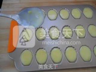 柠香玛德琳的做法步骤：8