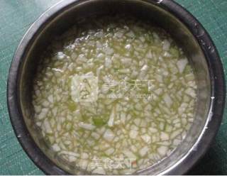 沂蒙山土鸡蛋丝瓜布丁的做法步骤：2