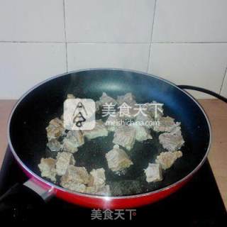 红烧牛腩面的做法步骤：3