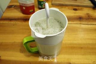 木糖醇黑豆红枣豆浆的做法步骤：4