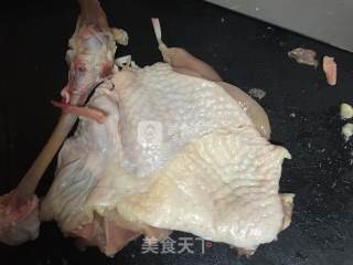 面包鸡腿的做法步骤：1