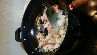 扬州炒饭的做法步骤：4