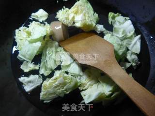 浓汤宝香菇圆白菜面疙瘩的做法步骤：3
