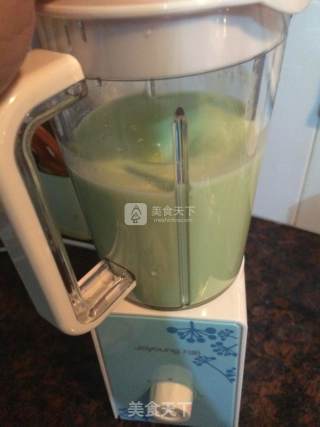 牛油果霜奶冰的做法步骤：3