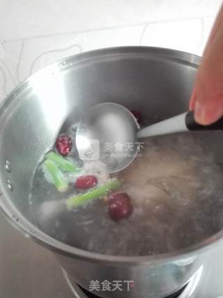 红枣参鸡汤的做法步骤：6