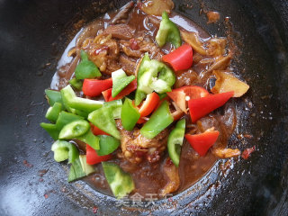 叶蘑焖鸡腿的做法步骤：11