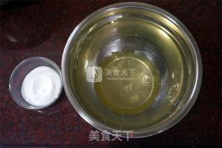 蓝莓淡奶油海绵蛋糕的做法步骤：1