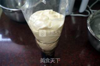 蓝莓淡奶油海绵蛋糕的做法步骤：8
