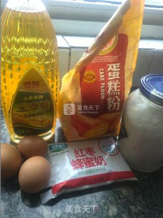 无花果酱蛋糕卷的做法步骤：1