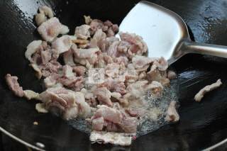 腌菜炒肉——米饭杀手的做法步骤：5