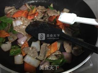 家常炒羊肉片的做法步骤：9