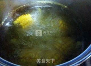 奶香黄油玉米棒的做法步骤：2
