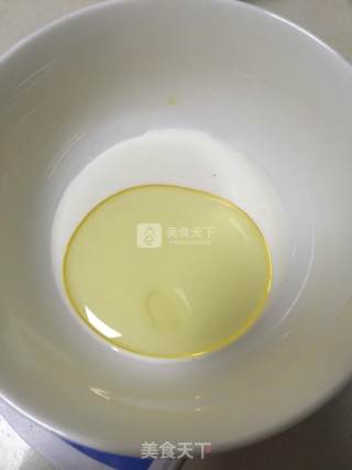 鲜奶草莓蛋糕的做法步骤：4