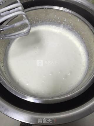 鲜奶草莓蛋糕的做法步骤：9