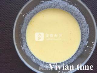 两步教你做好吃的酸奶玉米浓浆蛋糕的做法步骤：2