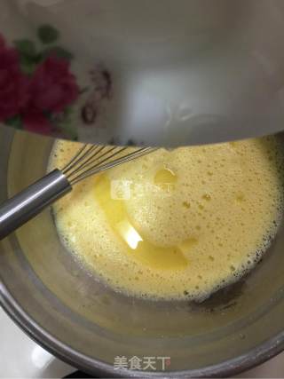 葡萄干戚风蛋糕的做法步骤：3