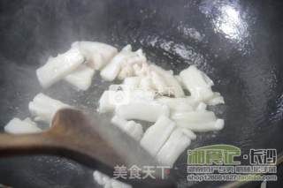 小炒农家酸芋荷的做法步骤：3