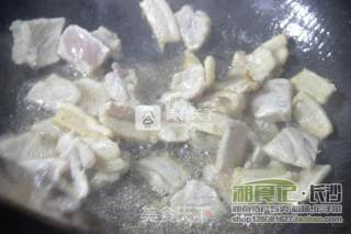 小炒农家酸芋荷的做法步骤：4